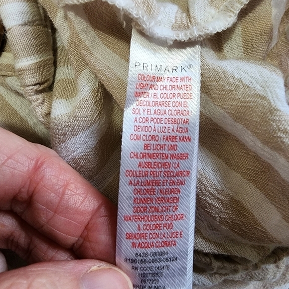 3/$15 Primark Off-the-Shoulder Beige & White Stripe Crop Top - Medium - Picture 7 of 9